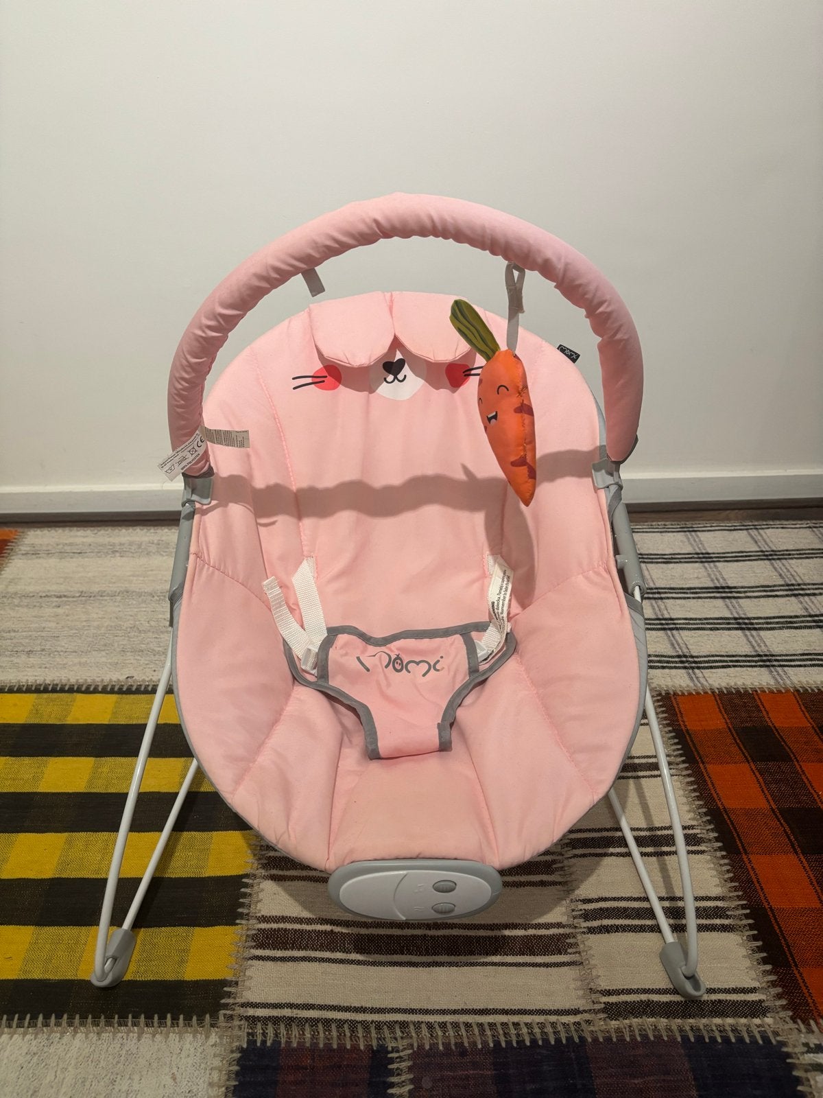 Roze wipstoel met geluid en vibratie, Ophalen, Zo goed als nieuw