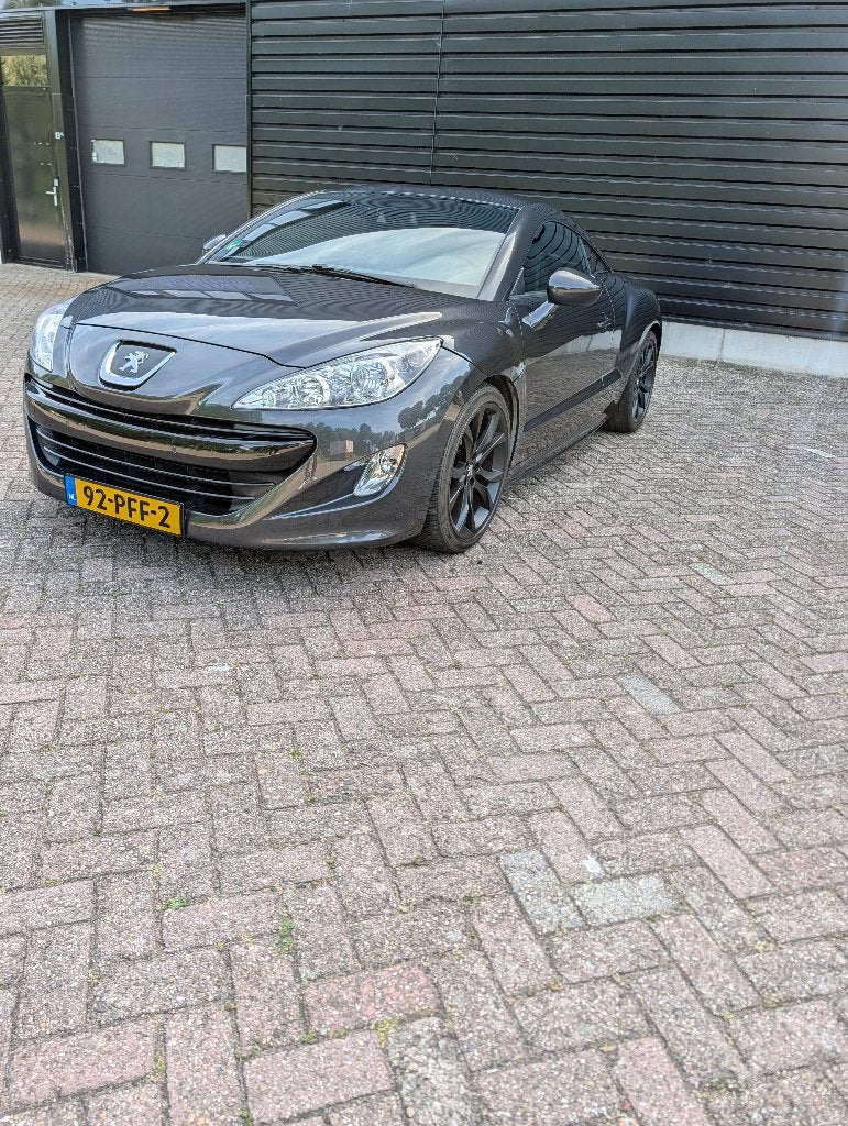 Peugeot RCZ