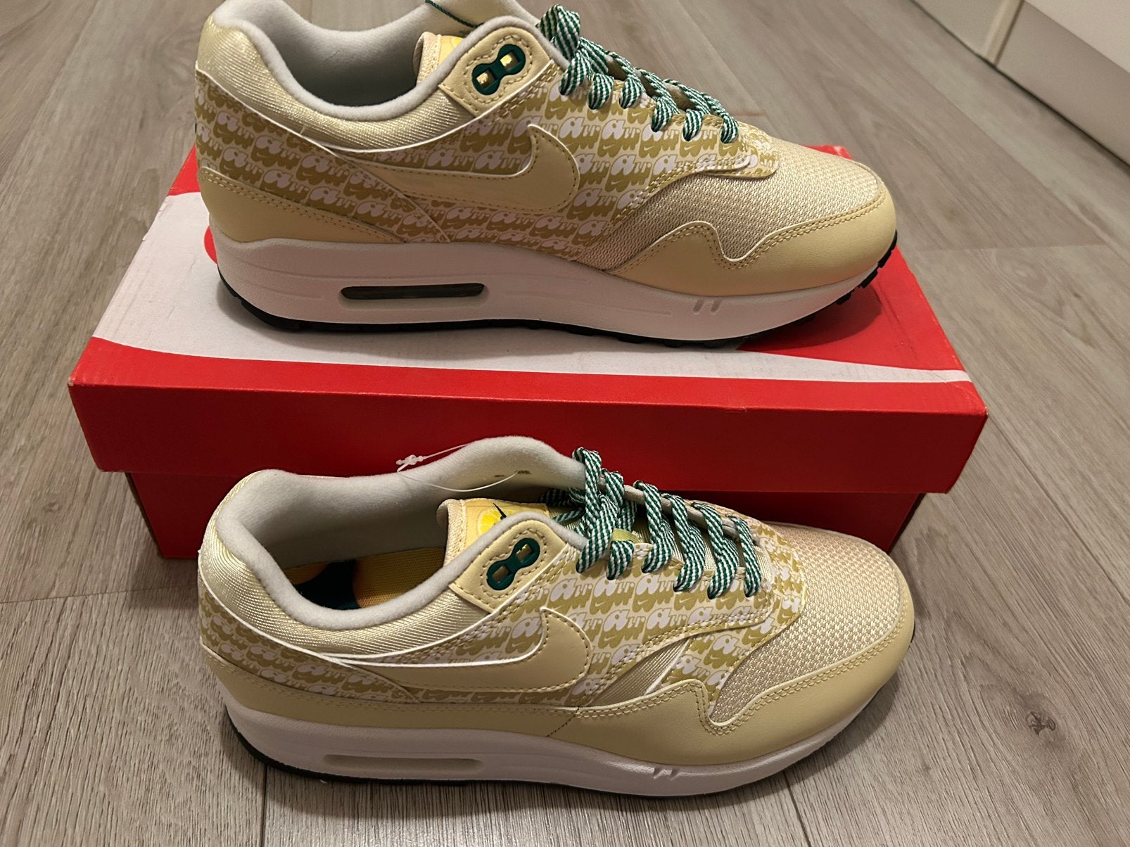 Nike air max 1 "lemonade" maat 40 nieuw., Ophalen, Zo goed als nieuw, Overige kleuren