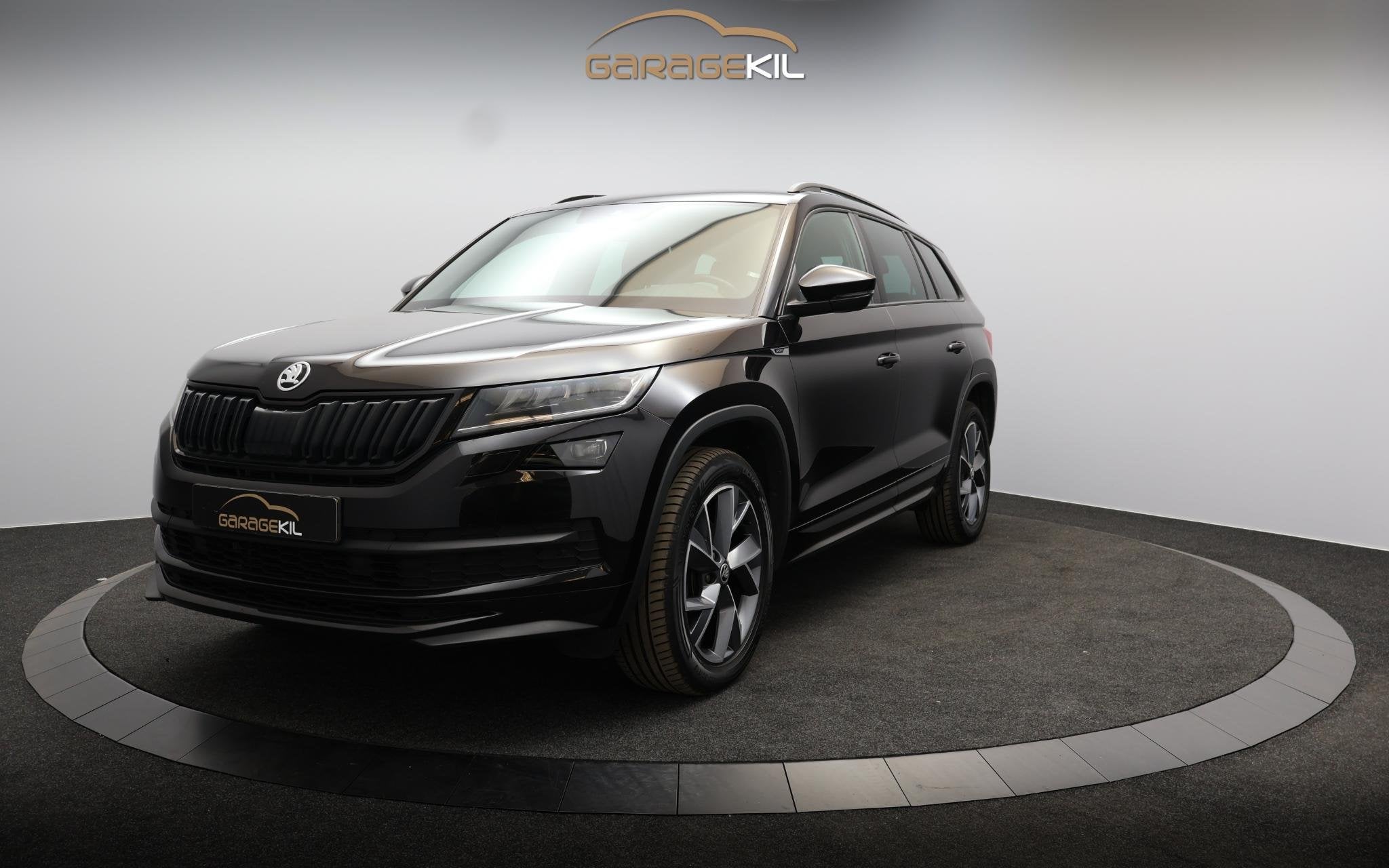 Skoda Kodiaq 1.5 TSI Sportline Business Dealeronderh / Virtu, 4 cilinders, 150 pk, Zwart, Bedrijf