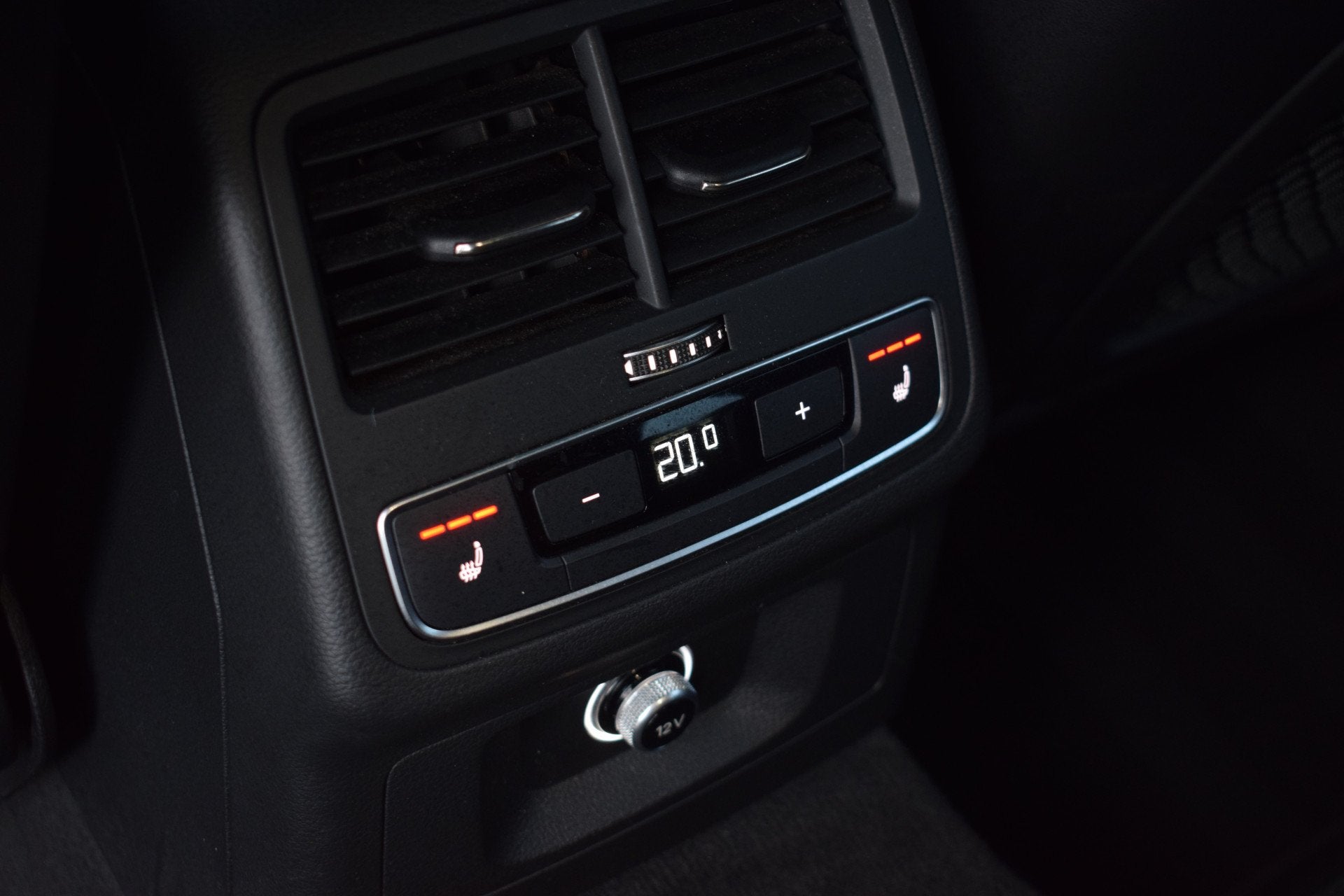 Foto 39 van Audi RS4 2.9 TFSI 450pk Quattro Pano | HUD | Milltek | 360 c