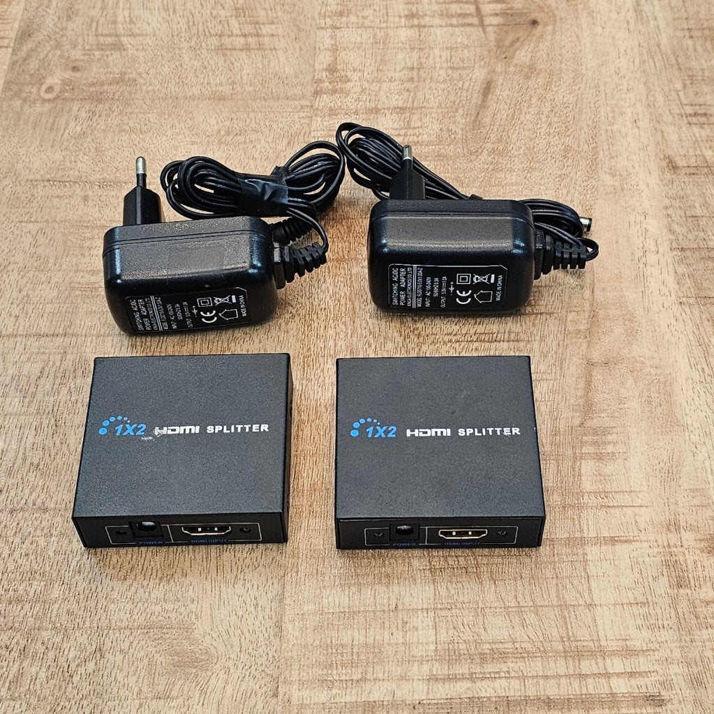Allteq HDMI Splitter – 2-Poorts – Zwart (2 st.), Ophalen of Verzenden, Zo goed als nieuw