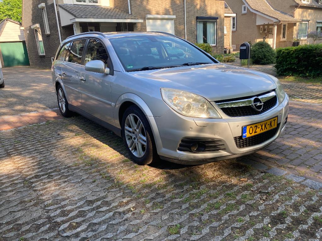 Opel Vectra 2.2 16V St.wgn AUT 2007 Executive, 4 cilinders, Vectra, Stationwagon, 155 pk