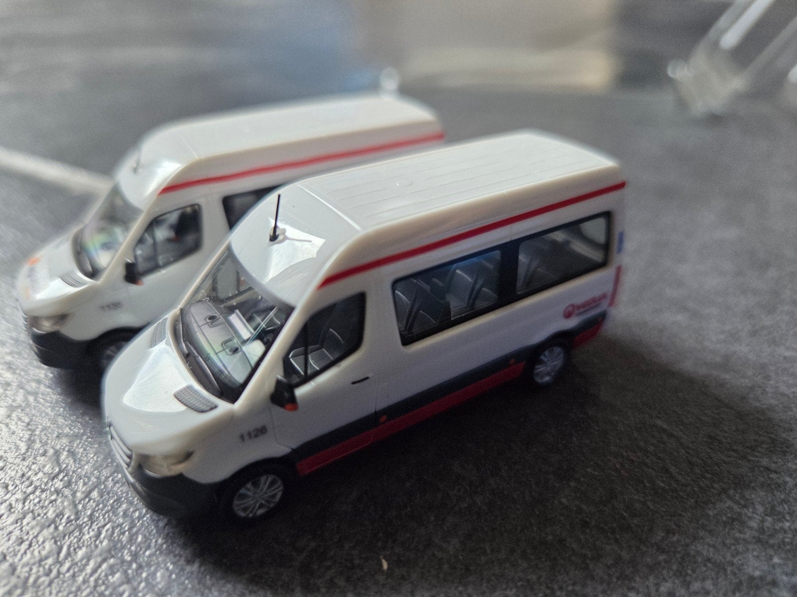 Veolia regiotaxi en veolia bus taxi, Ophalen of Verzenden, Bus of Vrachtwagen