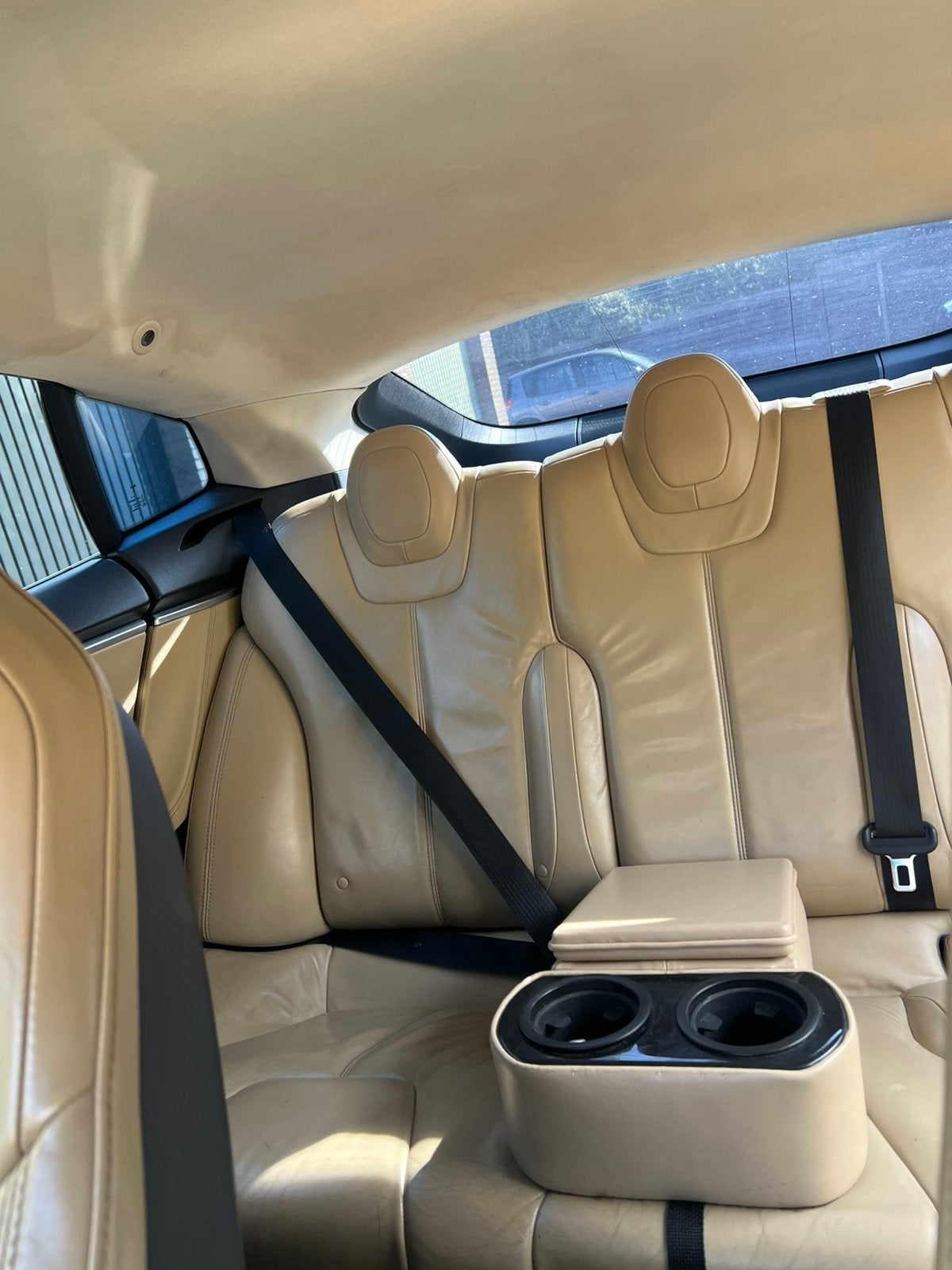 Tesla console voor en achter beige 450 euro!, Ophalen of Verzenden