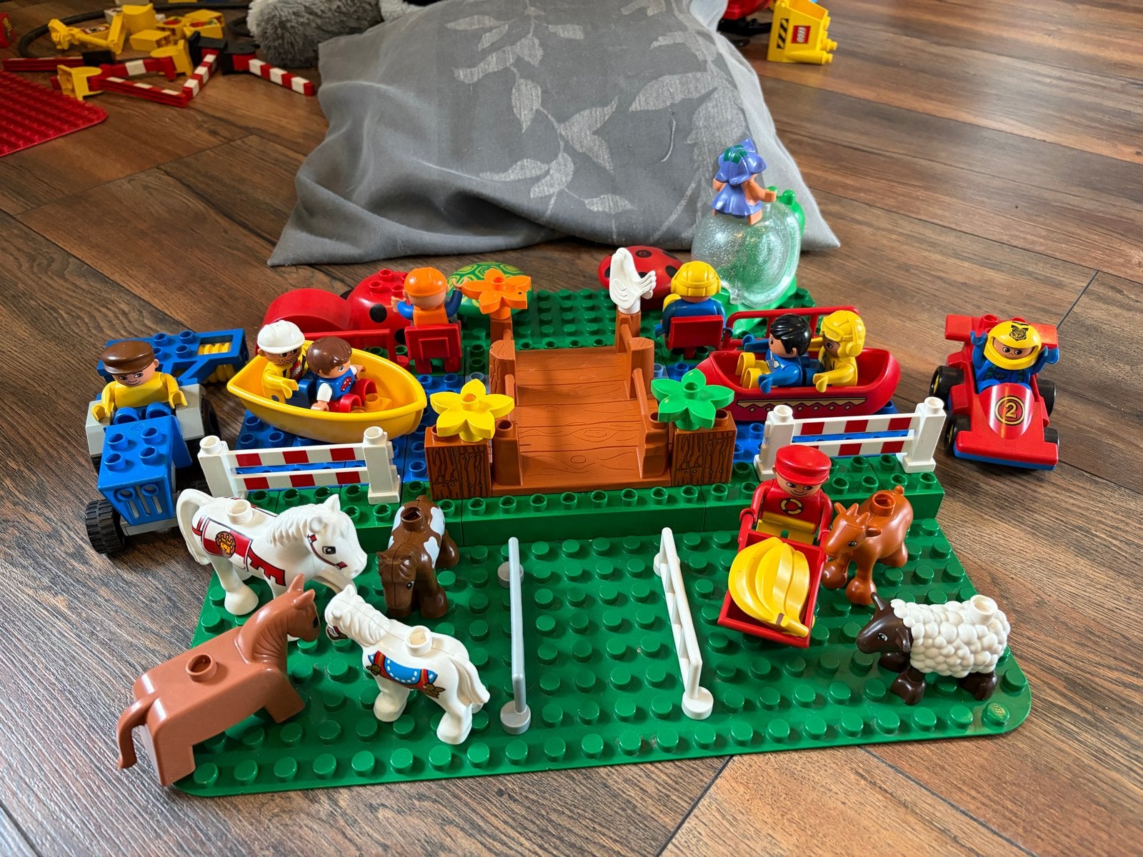 Duplo Avonturenlandschap met Dieren en Voertuigen, Kinderen en Baby's, Ophalen, Inclusief minifiguren, Gebruikt, Overige thema's
