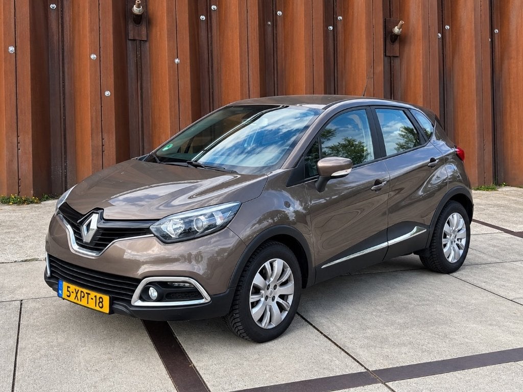 Renault Captur 0.9 TCe Expression | Navi | Climate | Cruise, Voorwielaandrijving, Stof, Zwart, Bruin
