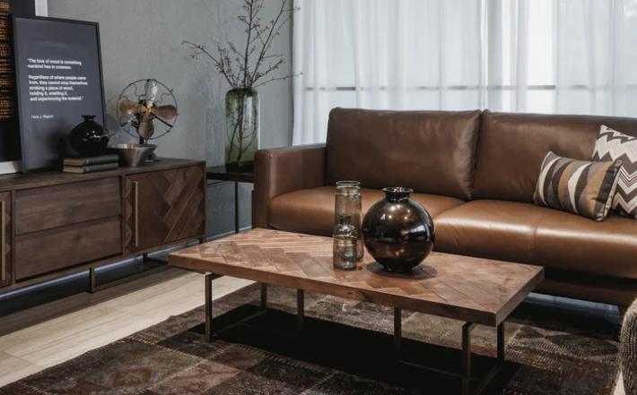 Bruno Coffee Table Commune(can deliver), 100 tot 150 cm, Old-world elegance in the modern age., Nieuw, Minder dan 50 cm