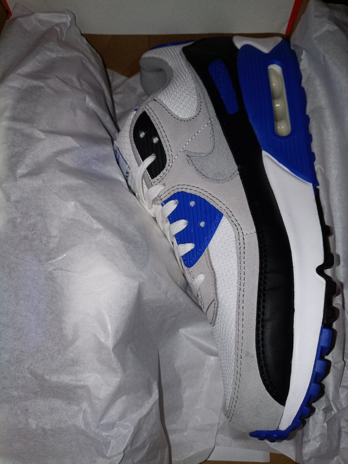 Nike Air Max 90 Hyper Royal Nieuw & Orgineel Maat 46, Kleding | Heren, Schoenen, Ophalen of Verzenden, Nieuw, Wit