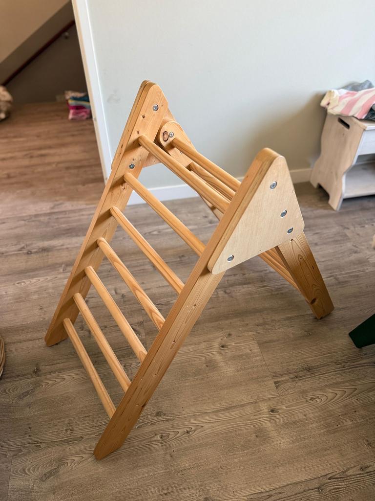 Houten Klimdriehoek - Montessori Speelgoed, Ophalen of Verzenden, Zo goed als nieuw, Klimwand