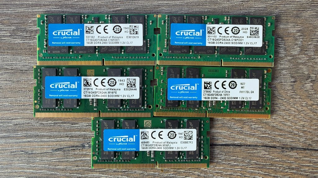 Te Koop: Crucial 16GB DDR4-2400 SODIMM, Computers en Software, Gebruikt, DDR4, Ophalen of Verzenden, Laptop