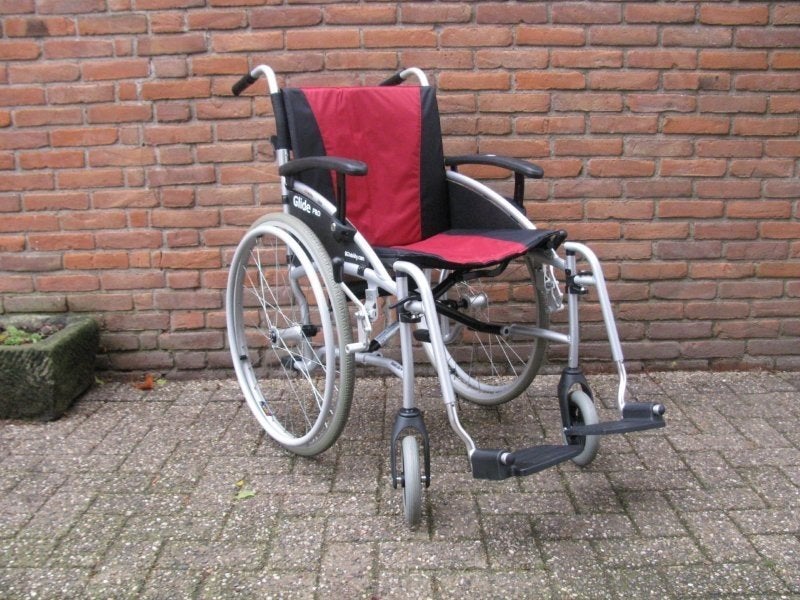 2Go Ability Excel glide Pro rolstoel 46cm massieve banden, Ophalen, Inklapbaar, Zo goed als nieuw, Duwrolstoel