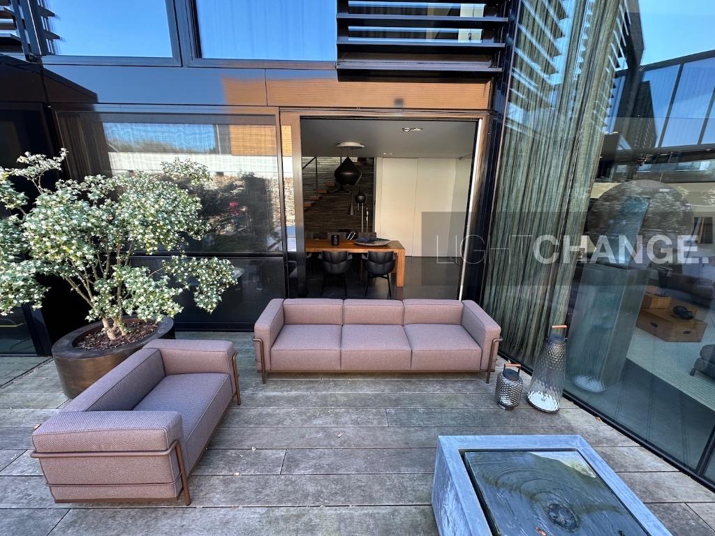 Cassina LC3 High-end set 2x fauteuil + 3zitsbank NIEUW -45%, Tuin en Terras, Tuinsets en Loungesets, 5 zitplaatsen, Waterstad 23