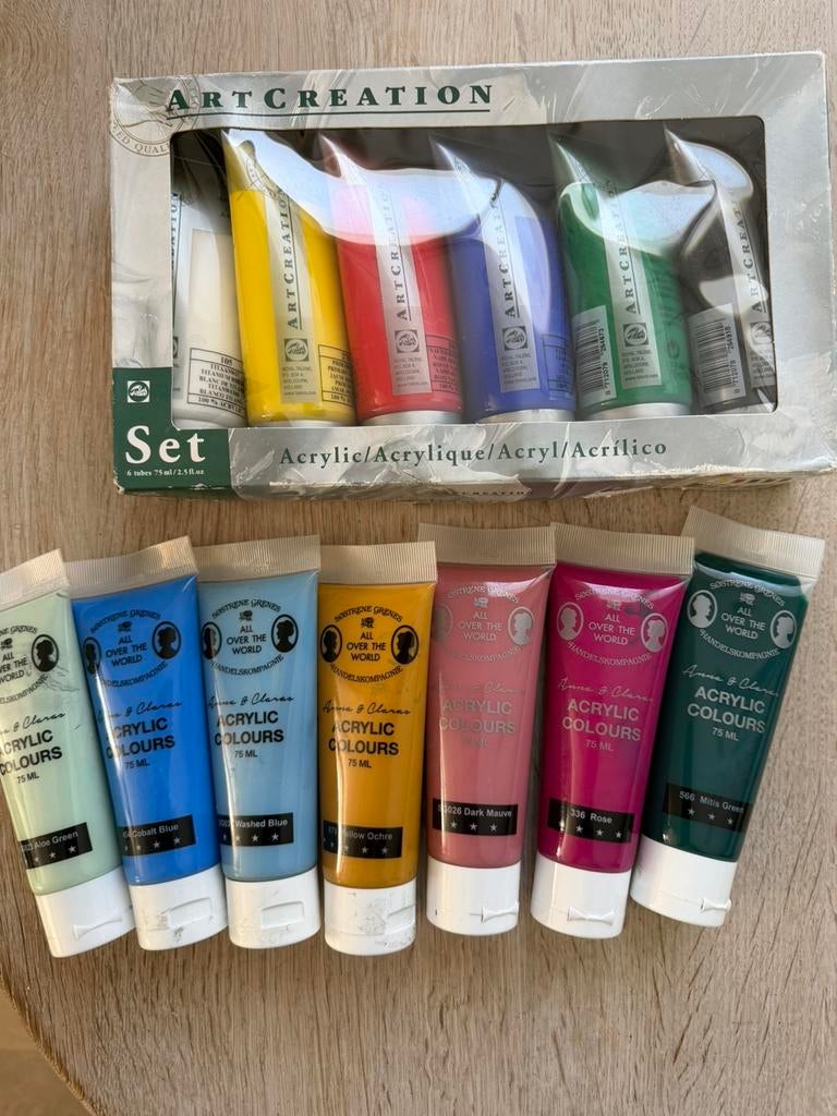 Tubes acryl verf, Hobby en Vrije tijd, Schilderen, Verzenden, Zo goed als nieuw, Acrylverf
