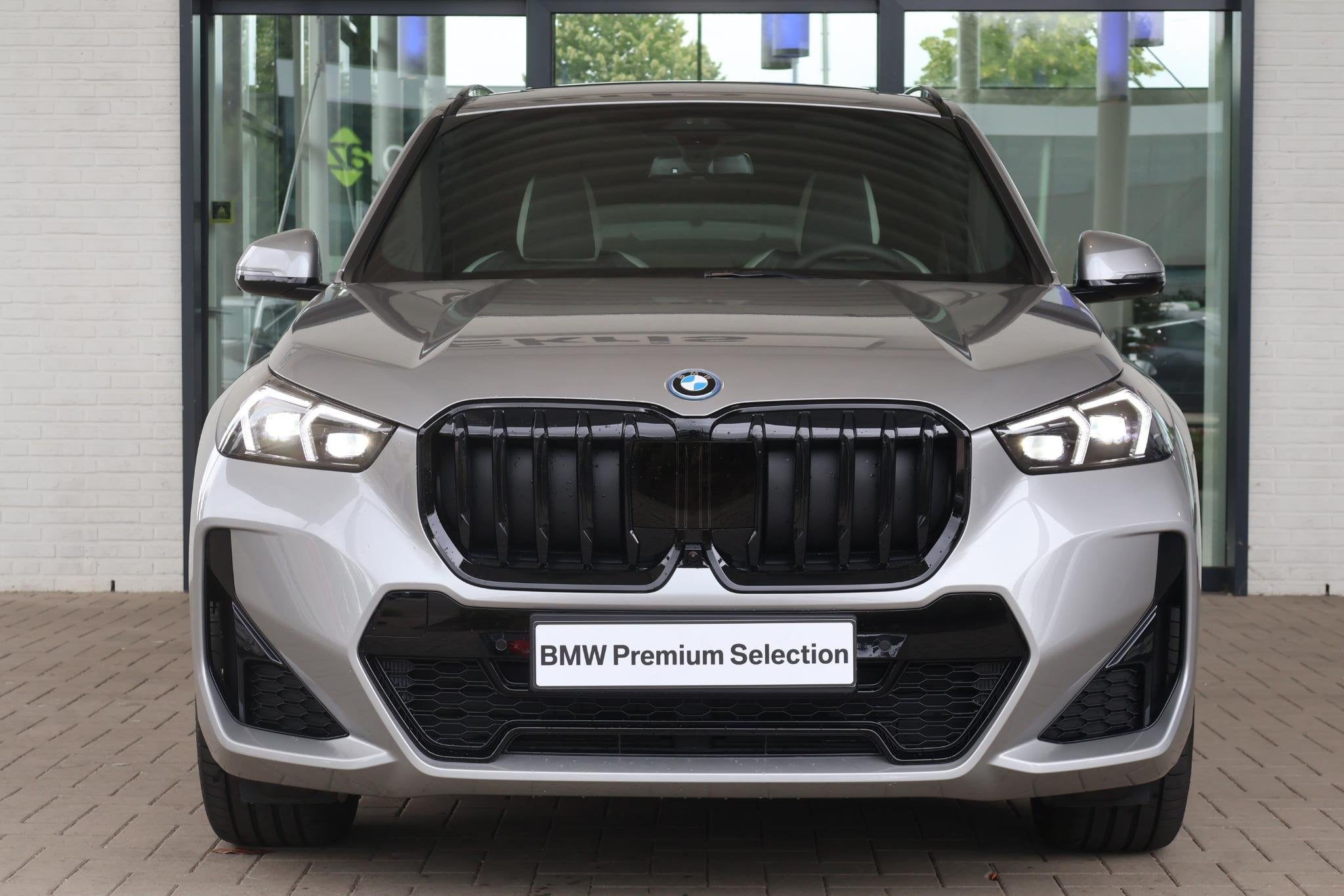 BMW X1 xDrive25e Optimized Edition | SOH 100% | M Sport Pro, Auto's, Stof, Euro 6, 38 km/l, 105 min