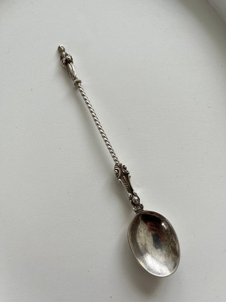 Langere zilveren apostel lepel. Lengte 15.5 cm, Antiek en Kunst, Ophalen of Verzenden, Zilver