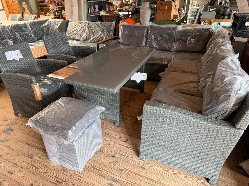 Mooie grote loungeset hoekbank met hoge tafel en 2 stoelen, Bank, Meer dan 8 zitplaatsen, Nieuw, Ophalen of Verzenden
