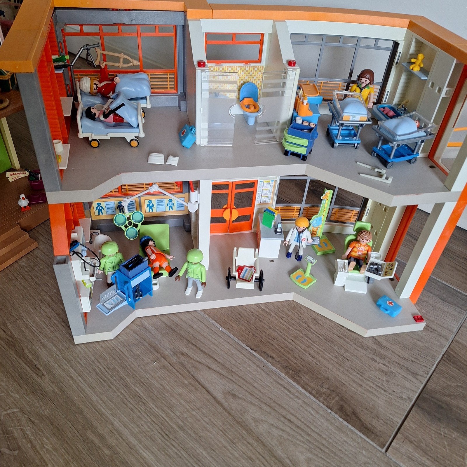 Playmobil Ziekenhuis met veel extra's, Ophalen of Verzenden, Zo goed als nieuw, Jongen of Meisje