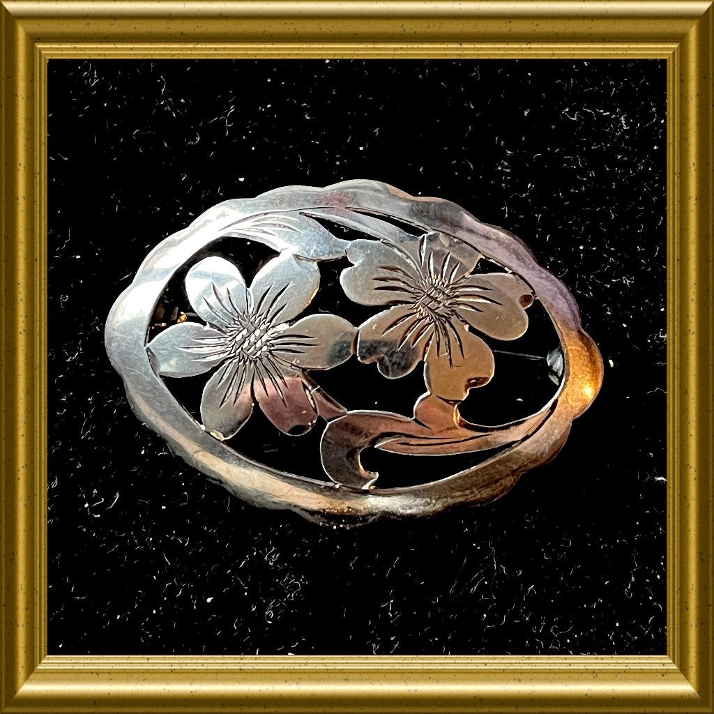 Oude zilveren bloemen broche, Teka, Theodor Klotz, Ophalen of Verzenden, Zilver, Broche