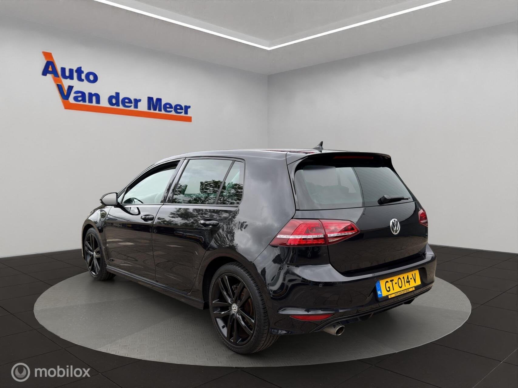 Volkswagen Golf 1.2 TSI R-line / Camera / Navigatie / etc, Auto's, Voorwielaandrijving, Euro 5, Gebruikt, 4 cilinders