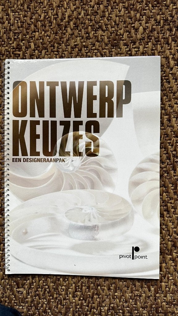 Ontwerp Keuzes: Een Designeraanpak - Pivot Point, Ophalen of Verzenden, Zo goed als nieuw, MBO, Pivot Point