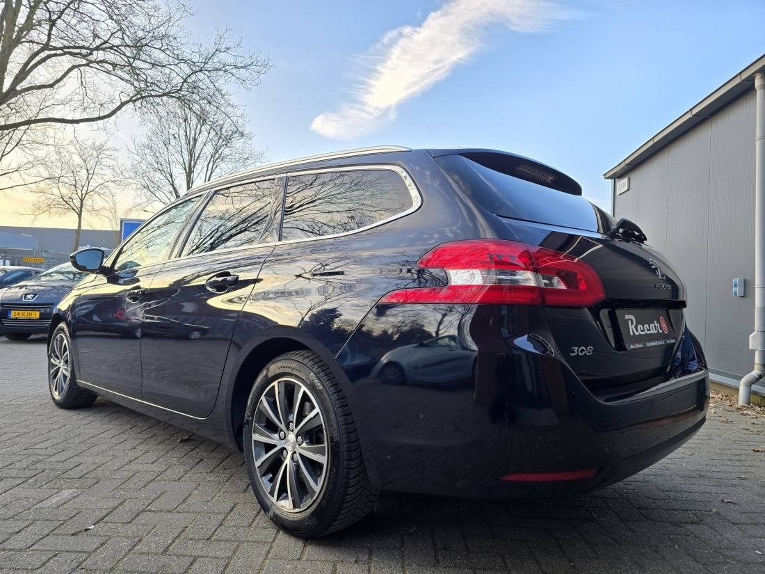 Peugeot 308 SW - 1.2 Blue Lease Premium/Leder/Pano/Navi, Auto's, Voorwielaandrijving, Gebruikt, Euro 6, 1199 cc