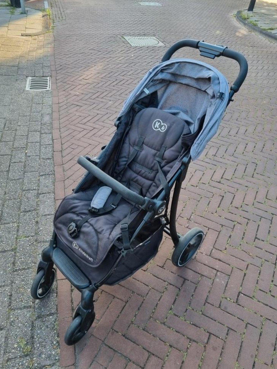 Kinderkraft kinderwagen/buggy, Ophalen, Gebruikt, Overige merken, Verstelbare rugleuning