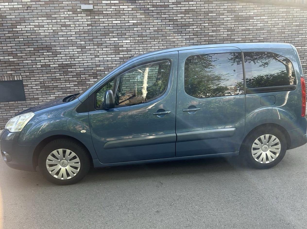 Citroën Berlingo 1.6 16V 2010 Blauw, Auto's, Citroën, Voorwielaandrijving, 1402 kg, 4 cilinders, Blauw