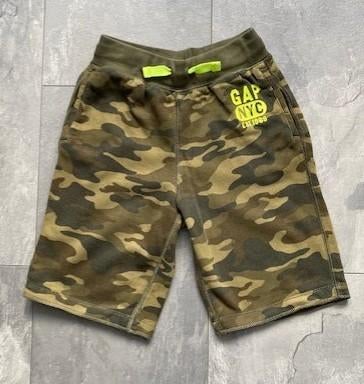Gap camouflage short, maat 8 = 128 /134 (qwe), Broek, Ophalen of Verzenden, Zo goed als nieuw, GAP