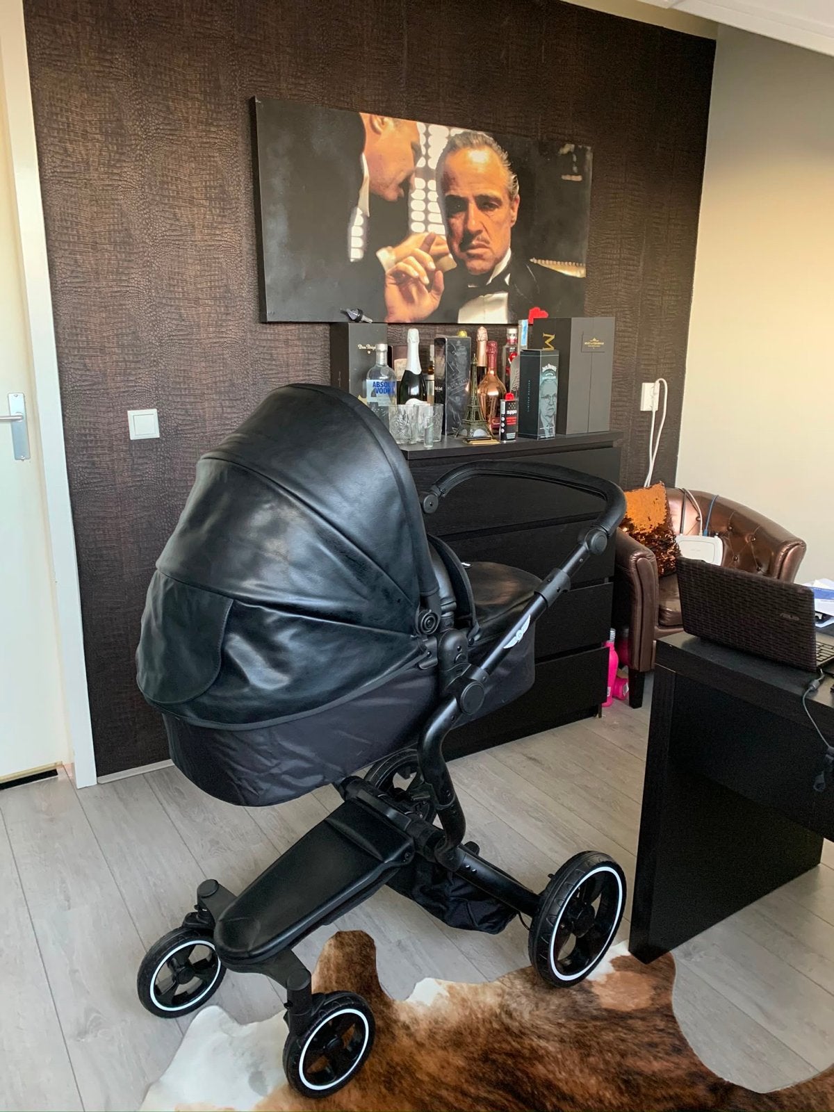 Luxe zwarte kinderwagen - Zo goed als nieuw, Ophalen of Verzenden, Zo goed als nieuw, Kinderwagen, Overige merken