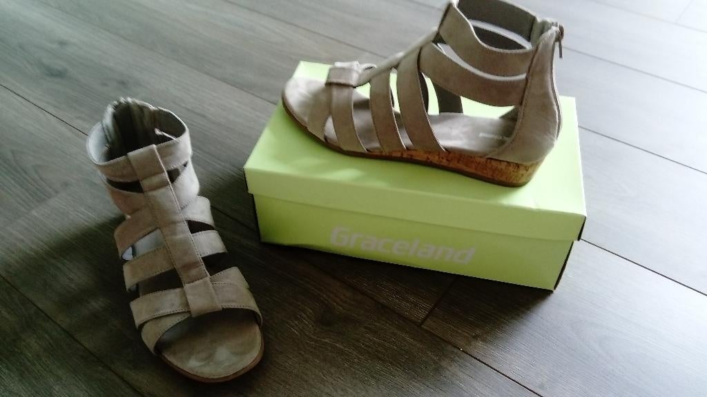 Open zomerschoenen maat 42, Beige, Zo goed als nieuw, Graceland, Sandalen of Muiltjes