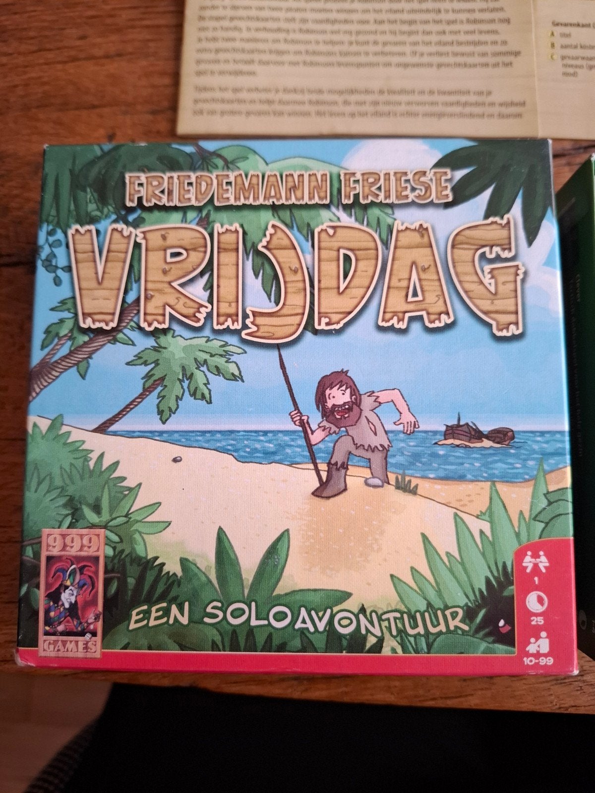 VRIJDAG - Een solo avontuur, Een of twee spelers, Ophalen of Verzenden, Zo goed als nieuw, 999 Games