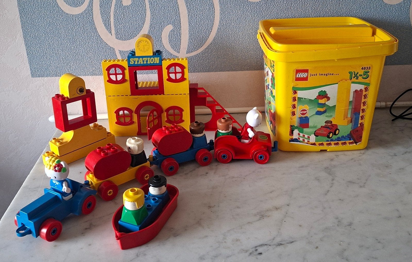 Lego Duplo, Ophalen