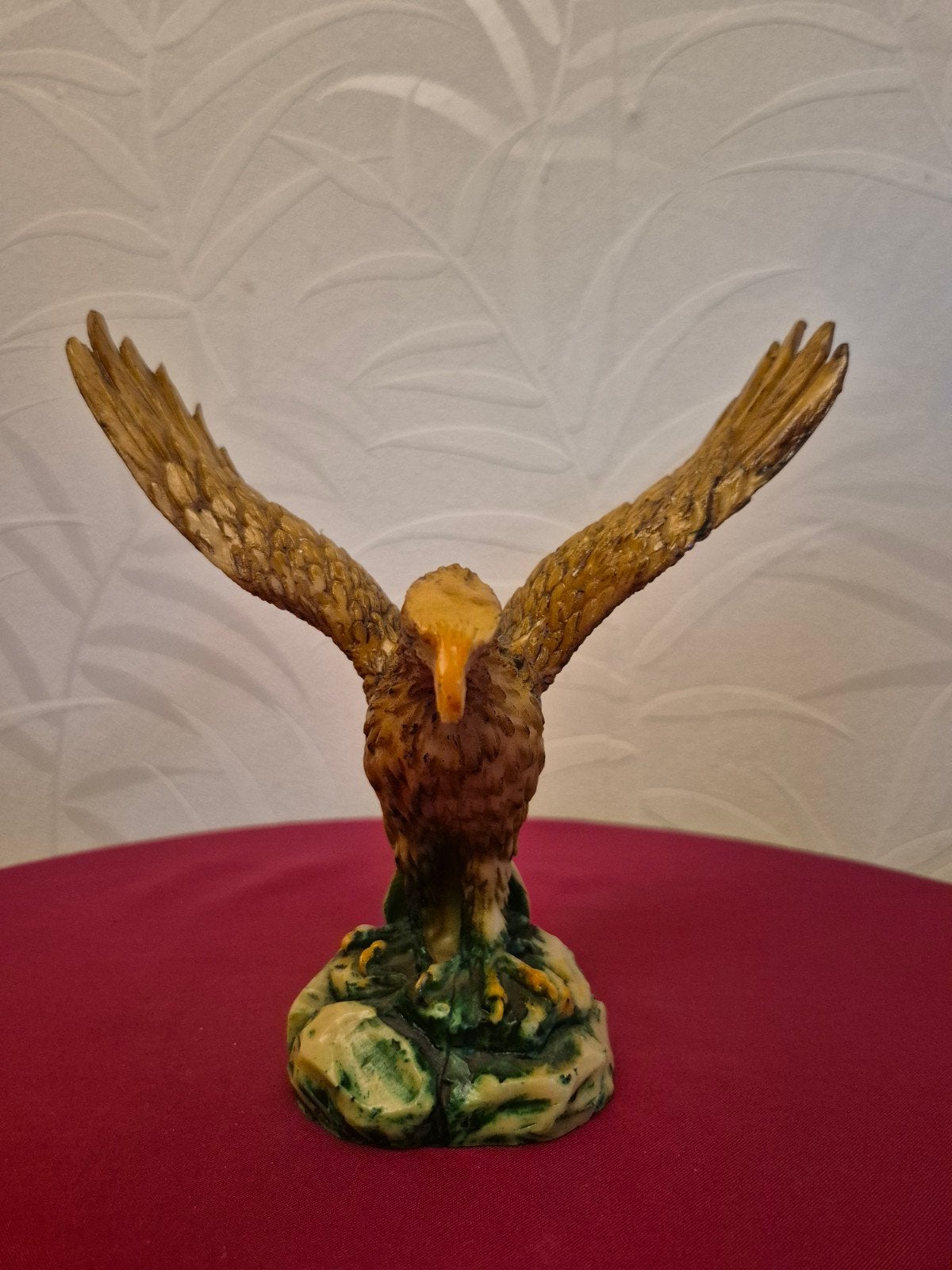 Adelaar beeldje met gespreide vleugels, Minder dan 20 cm, Kunststof, Ophalen of Verzenden, Beeld