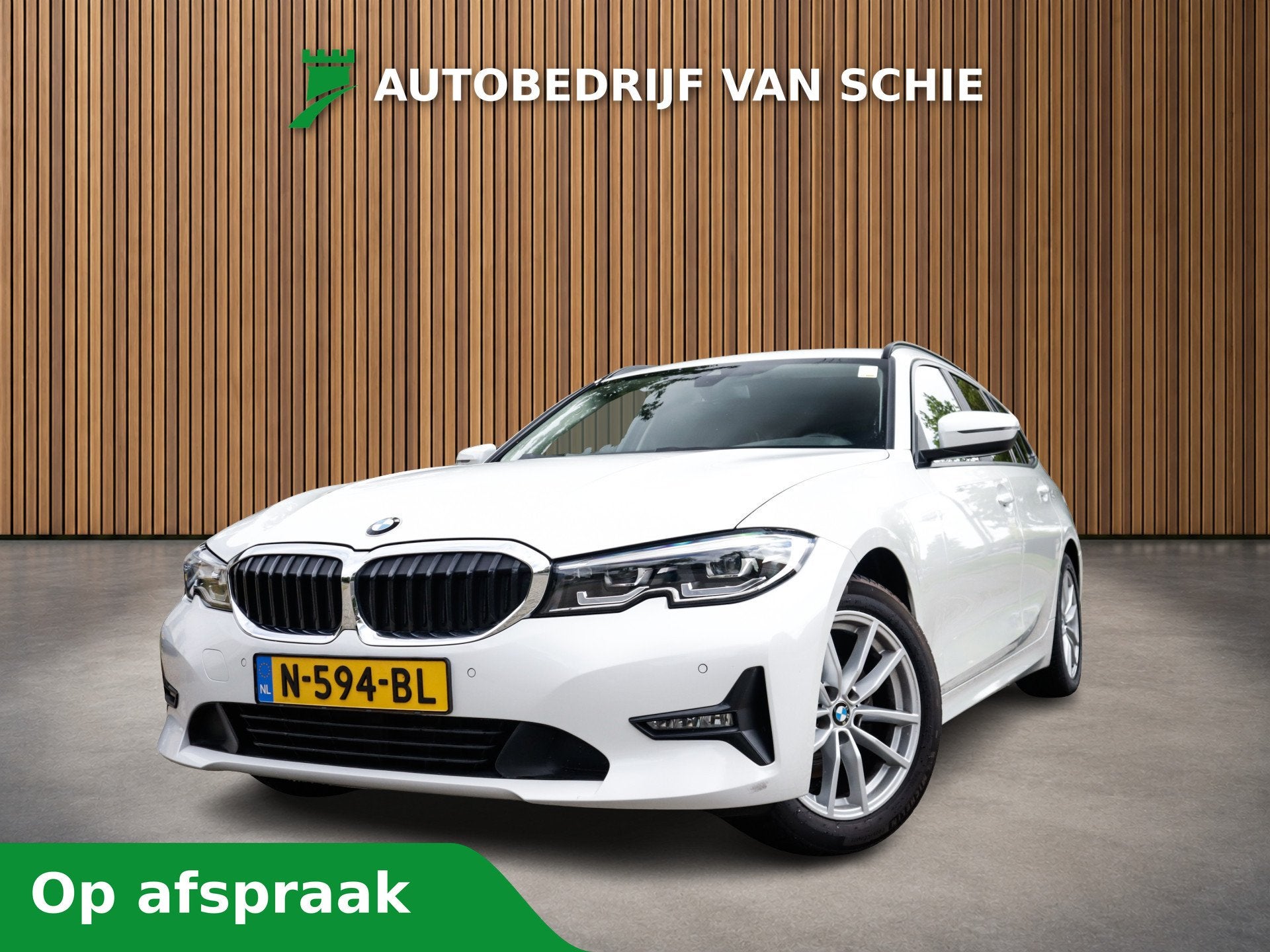 BMW 3 Serie Touring 320i Business Edition 1e-Eig. & Dealer-O, Auto's, Gebruikt, Euro 6, 4 cilinders, Wit