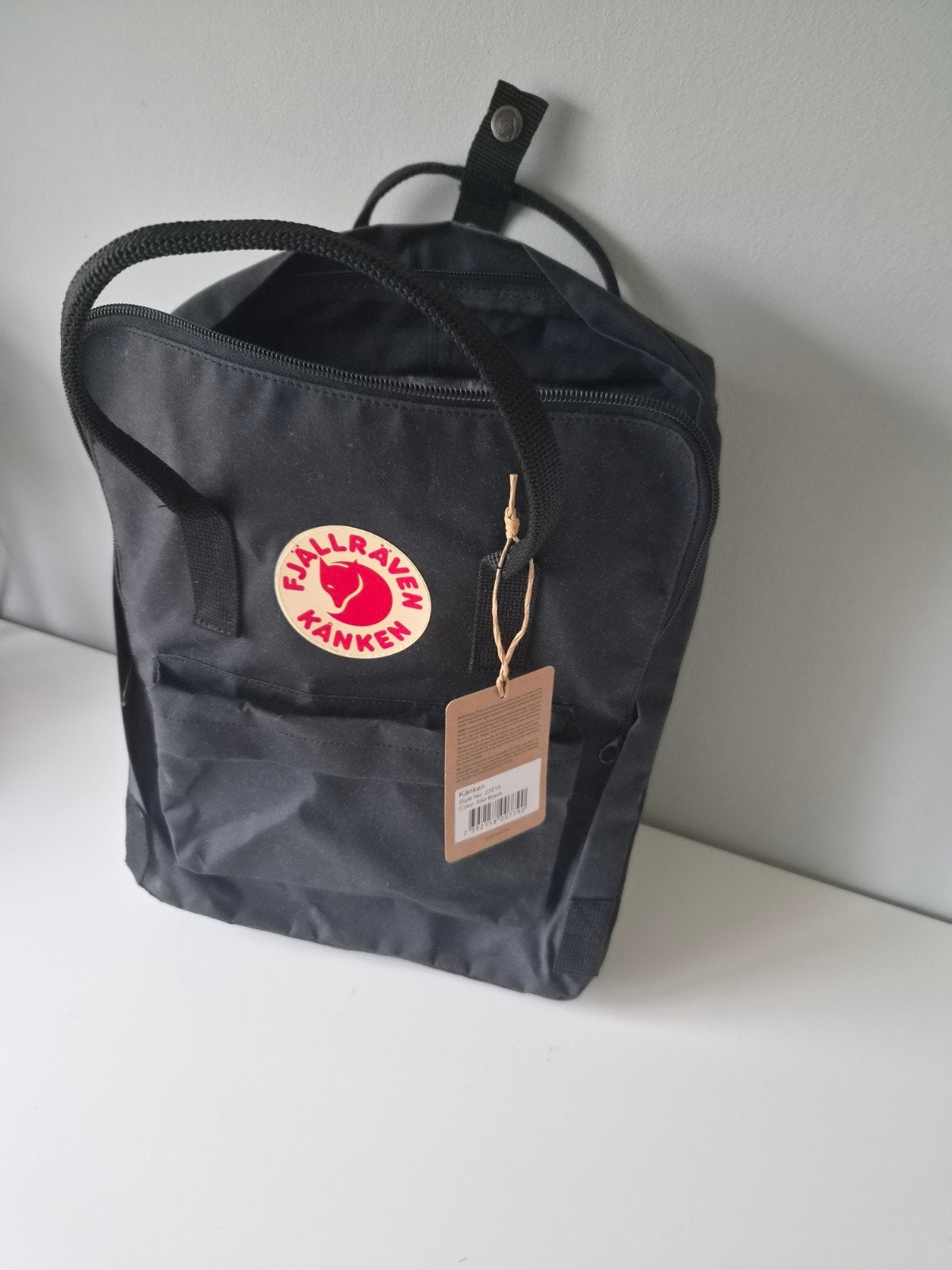 Fjällräven Kånken rugzak - Zwart - Nieuw met kaartjes, Overige merken, 25 tot 40 cm, Nieuw, Ophalen of Verzenden