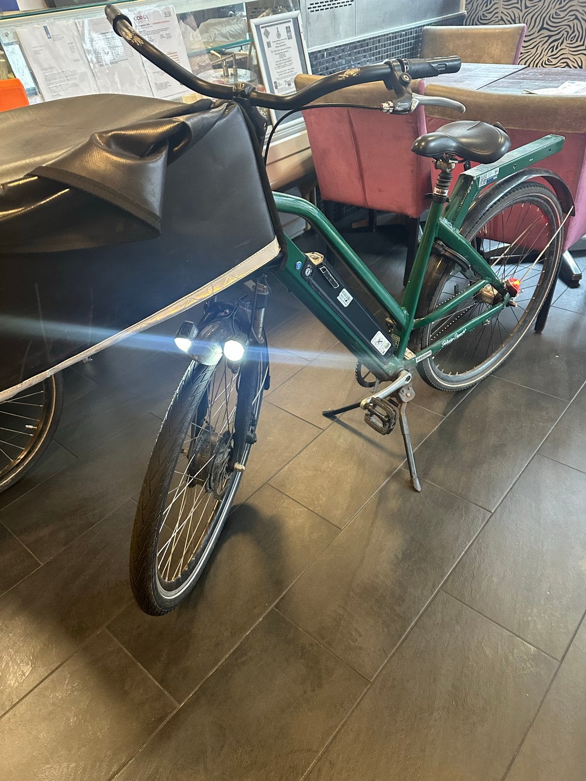 Bezorgfiets moet na gekeken worden, Gebruikt, Goederen, Elektrisch, Schijfrem