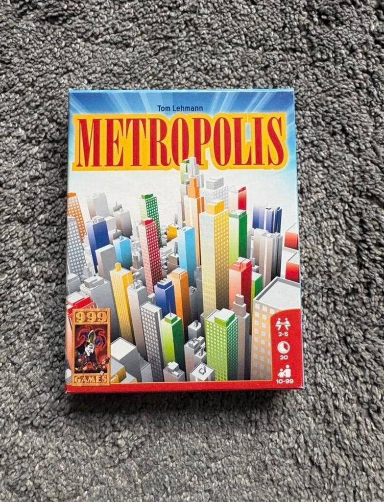 Metropolis kaartspel, Drie of vier spelers, Ophalen of Verzenden, Zo goed als nieuw