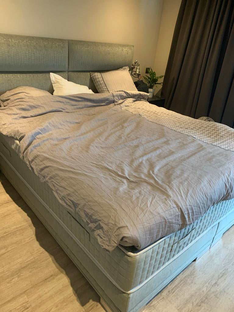 Luxe Serta Magnum Boxspring 200x220 Crocodile, Huis en Inrichting, Slaapkamer | Boxsprings, Ophalen, Gebruikt, Luxe, Tweepersoons