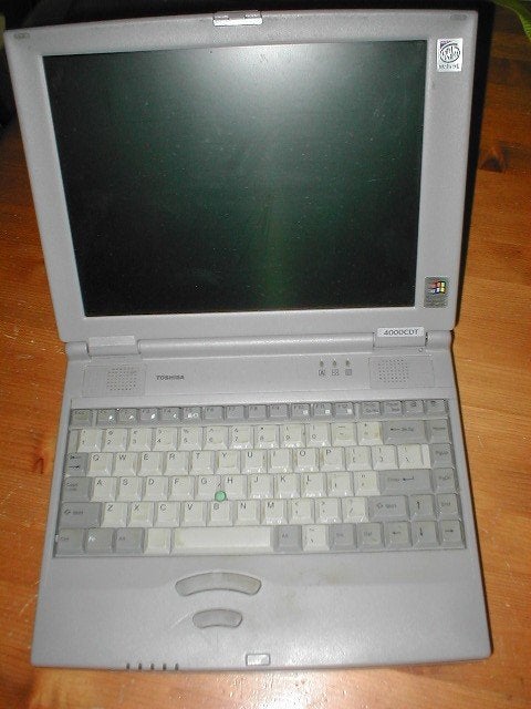 TOSHIBA Satellite 4000 CDT onderdelen, Computers en Software, Laptop-opladers, Gebruikt, Ophalen of Verzenden