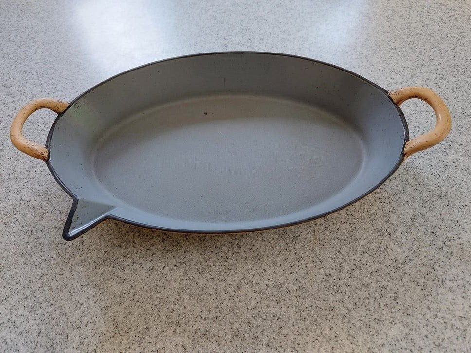 Gietijzeren ovenschaal 30 cm.(  ovaal), Ophalen of Verzenden, Gietijzer