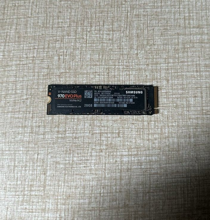 Samsung 970EVO Plus NVMe Interne 250GB SSD - Als nieuw, Intern, M.2 2280, SSD, Ophalen of Verzenden