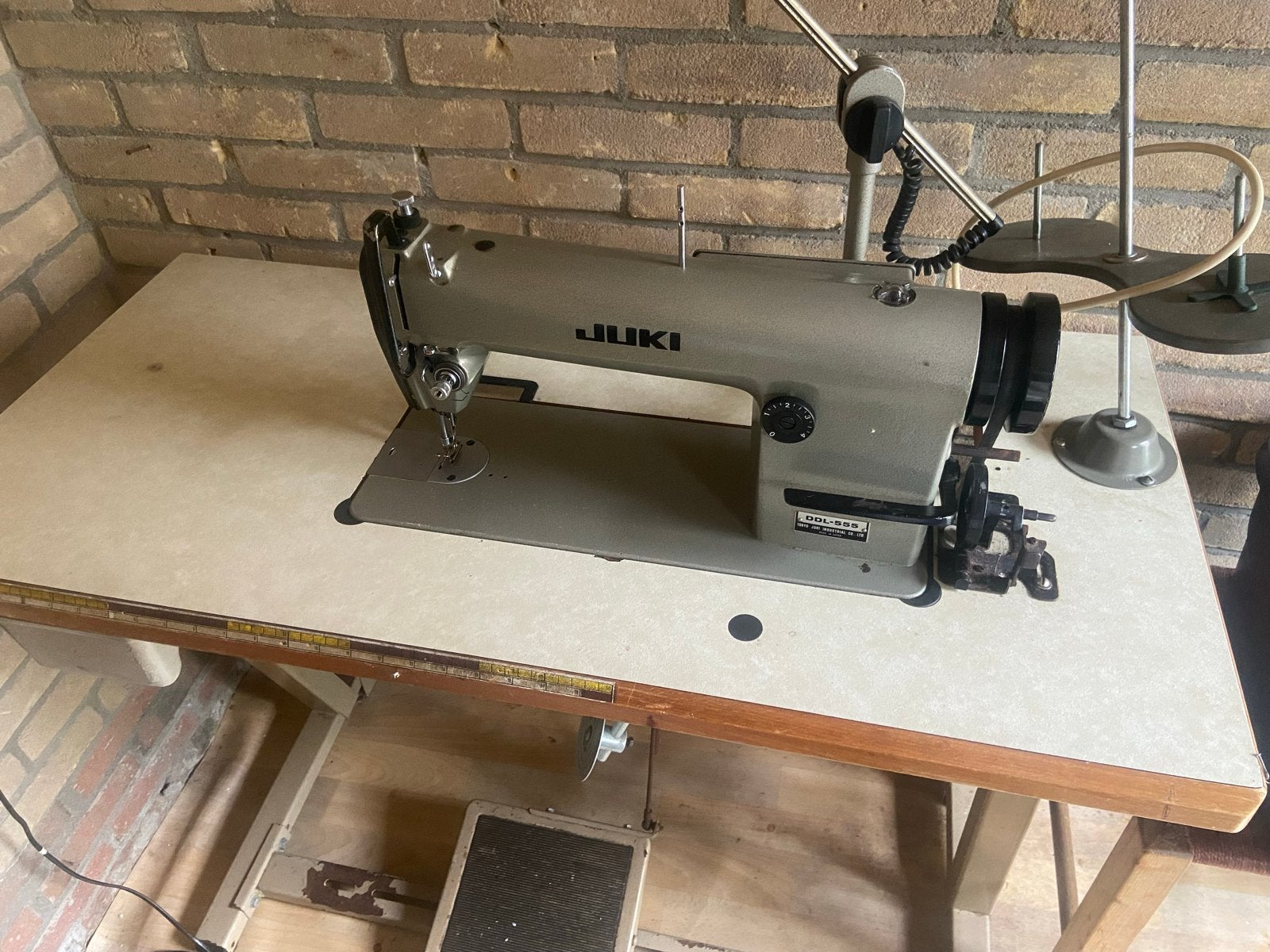 JUKI DDL-555 Industriële Naaimachine, Gebruikt, Naaimachine, Industrieel, Ophalen