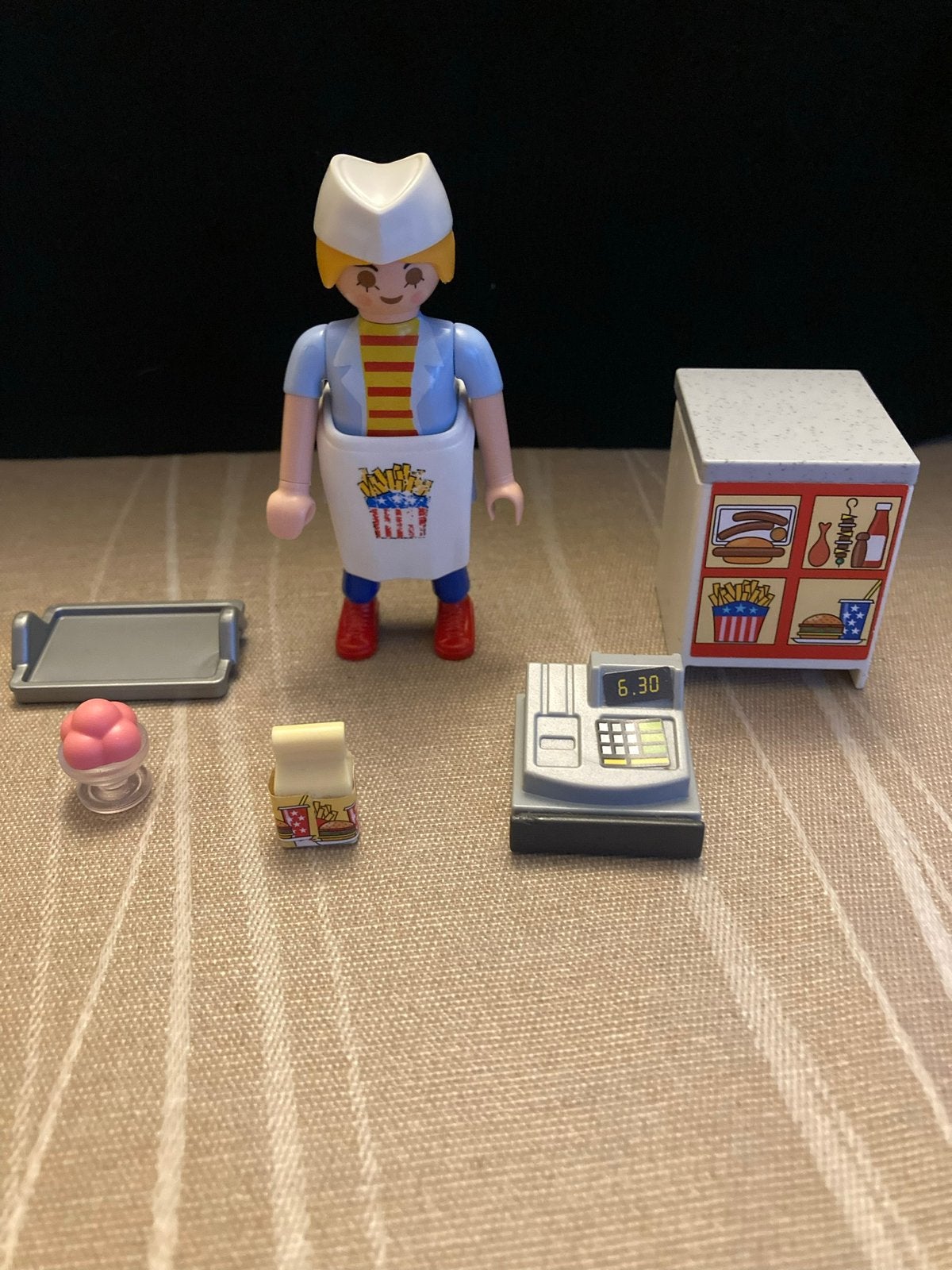 Playmobil serveerster, Kinderen en Baby's, Speelgoed | Playmobil, Ophalen of Verzenden, Zo goed als nieuw