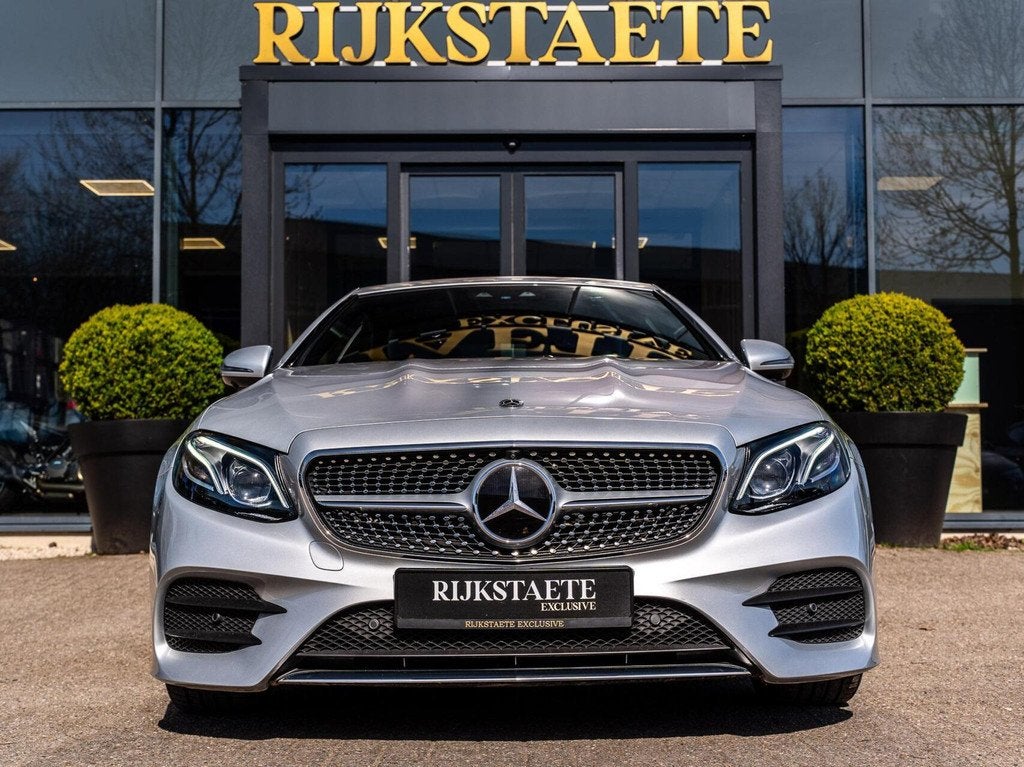 Mercedes E-klasse Cabrio 300 25th Anniversary|BURMESTER|360, Auto's, Mercedes-Benz, Automaat, Achterwielaandrijving, 4 cilinders