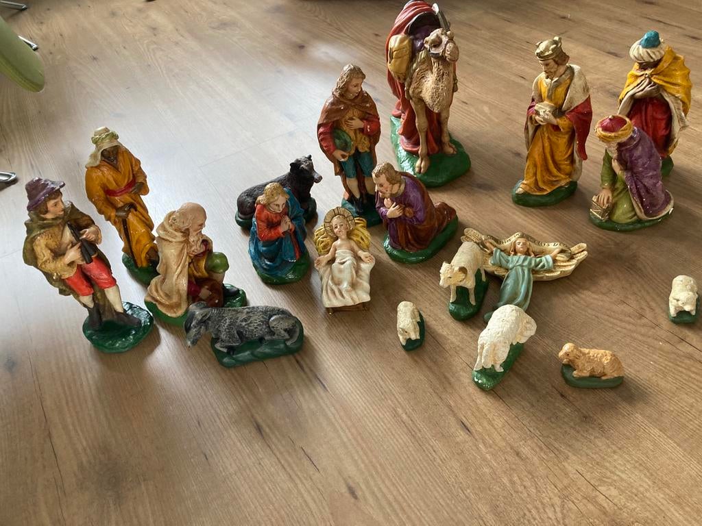 Oude kerstgroep met stal, Ophalen of Verzenden, Gebruikt