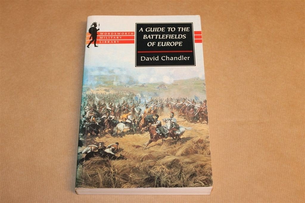 Guide to Battlefields of Europe — 245 Slagvelden, Chandler, Boeken, Ophalen of Verzenden, Tweede Wereldoorlog, Gelezen, Overige onderwerpen