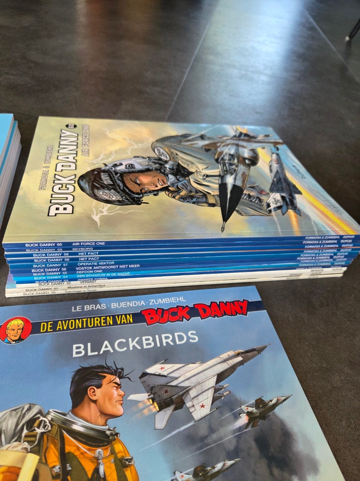 Buck Danny - Deel 50 tm 60 + 11x Classics + 5x speciale uitg, Boeken, Meerdere stripboeken, Ophalen of Verzenden, Gelezen