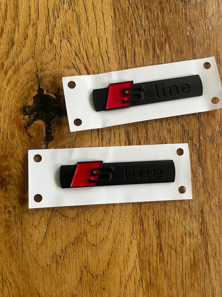 Audi S-line logo mat zwart met 3M tape, Auto diversen, Tuning en Styling, Ophalen of Verzenden