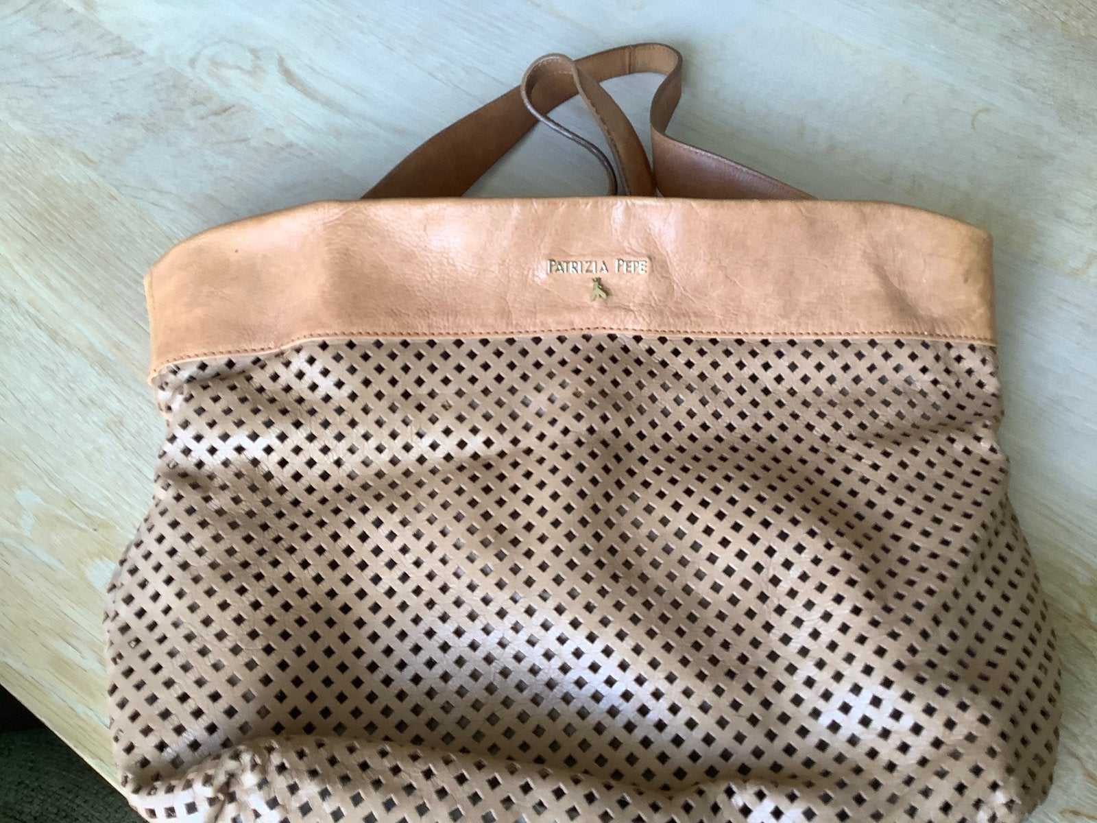 Patricia Pepe handtas, Sieraden, Tassen en Uiterlijk, Tassen | Damestassen, Ophalen, Gebruikt, Beige, Handtas